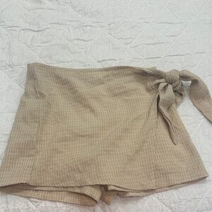 Papaya High Waist Beige Shorts with Bow